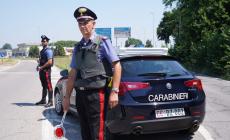 Gattatico, prima tenta il suicidio poi aggredisce carabinieri che vogliono salvarlo: arrestato