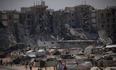 "Almeno 11 morti in raid nella Striscia, colpite anche tende di sfollati". E intanto a Gaza torna la polio