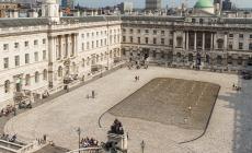 Londra, incendio a Somerset House: mobilitati 100 vigili del fuoco e 15 autopompe 