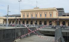 Stazione, porte chiuse al piano -2: per entrare seguire le frecce - Foto 