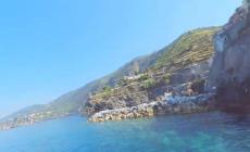 Si tuffa in mare da 10 metri alle Cinque Terre, grave ragazza di 17 anni