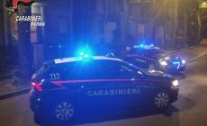 Badante ubriaca e violenta, aggredisce l'86enne che avrebbe dovuto assistere e i carabinieri: denunciata