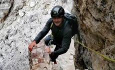 Fabrizio Longo, direttore di Audi Italia  precipita e muore sull'Adamello. L'incidente a 3 mila metri di quota. Aveva 62 anni