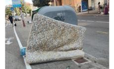  Via Trento stamattina: ma le telecamere possono individuare l'incivile di turno