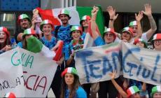 Immensa Giulia,  con la sua scia "d'oro" in festa per la medaglia conquistata - Video