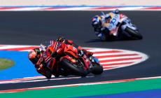  MotoGp:  Bagnaia in pole, quarto Martin a Misano