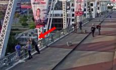 Jon Bon Jovi salva una donna che voleva gettarsi da un ponte - Video