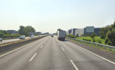 Travolto mentre attraversa l'autostrada a Bergamo: morto un tifoso del Liverpool