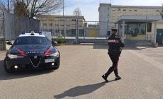 Estorce soldi e maltratta la madre: arrestato dai carabinieri