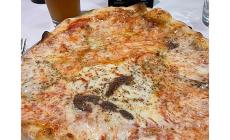 Ristorante pizzeria Mibia, ambiente elegante e  pizza tradizionale a due passi dal centro