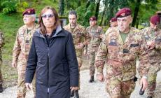 Dopo gli elicotteri notturni un’altra esercitazione militare a Fornovo con i vertici del Ministero della Difesa e dell’Esercito
 