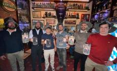 Aria di Oktoberfest in via Spezia - Birra e... tanto altro all'Highlander (Le foto)