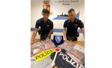 Nel doppiofondo del bagagliaio c'erano 14 chili di cocaina: arrestato un &ldquo;corriere&rdquo; albanese  sull'A1 a Fidenza

 
