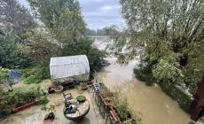 Esonda il canale San Genesio: diverse famiglie evacuate 