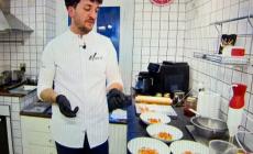 Tutta colpa dei bastoncini di pesce, lo chef parmigiano "a domicilio" Andrea Poli in Tv su rai 3