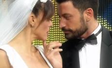 Harry e Meghan separati in... case diverse. Amore per Anna Tatangelo, Bianca Guaccero, Ambra. L'età non conta per Andrea Delogu e Randy Ingerman... Video