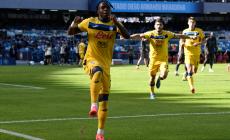 Inter, vittoria thrilling 1-0 con il Venezia. Verona, 3 punti salvezza contro la Roma. Atalanta super a Napoli, 3-0 - Risultati e classifica: viola quarti