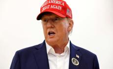 Trump ora attacca la Meloni: "Credevo avesse coraggio, mi sbagliavo"