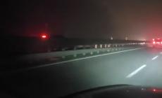 Parma: contromano in tangenziale, la scena ripresa e messa sui social - Video