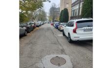 Parcheggi selvaggi, una piaga in San Leonardo - Foto