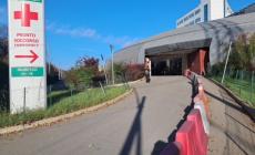 Ristrutturazione al Pronto Soccorso : accesso pedonale dalla rampa delle auto e delle ambulanze