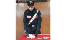 Salso, nascondevano la cocaina in casa, sul balcone e in auto: due uomini arrestati, sequestrato mezzo chilo di droga 