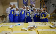 Anolino solidale, volontari al lavoro  al Tulipano - Foto