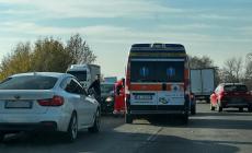 Tangenziale nord, incidente tra due auto, code e rallentamenti