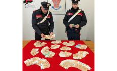 Trascinato dall’auto,  video virale: era un imprenditore rapinato di 15mila euro da due malviventi. Che sono stati  denunciati