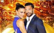 Un tango che fa vibrare il palco: la coppia Bianca Guaccero - Giovanni Pernice trionfa a "Ballando con le stelle"