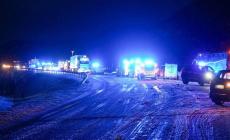 Grave incidente in Norvegia, bus in mare con 58 persone a bordo: almeno tre morti. Maxi operazione di soccorso 