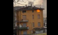 Incendio in una palazzina a Sant'Andrea Bagni: i vigili del fuoco intervengono con quattro mezzi - Video 