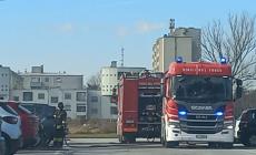 Via XXIV Maggio, intervento dei vigili del fuoco per un'auto in fiamme 