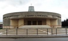 «Hamburger in chiesa» nel vicentino, l'iniziativa del parroco ha attirato 400 giovani