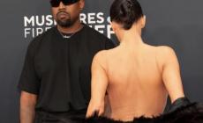 "Kanye West e Bianca Censori verso il divorzio". Ma un collaboratore smentisce 