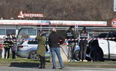 Poliziotti feriti a martellate, uno è in prognosi riservata