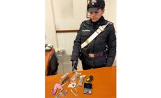  Fermato in un parcheggio a Sant'Ilario con la droga in auto: denunciato