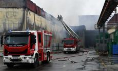Rovinoso incendio all'Inalca: fumo e paura a Reggio Emilia, aperta un'inchiesta sul rogo nell'azienda di carni - Foto 
