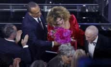 Ovazione per Gianni Bella a Sanremo: Marcella Bella gli dedica "L'emozione non ha voce" nella serata cover - Foto 