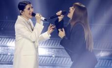 Giorgia con Annalisa vince la serata delle cover. Benigni show