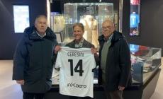 Ricordato il mitico Ernesto Ceresini: Krause regala una maglietta ai figli Dante e Fulvio - Video