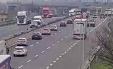 Tamponamento in autostrada tra Pontetaro e Parma questa mattina, un ferito. Rallentamenti