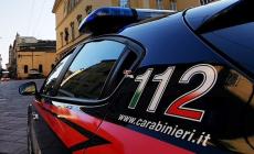 Rubano cosmetici in un negozio del centro: denunciate due sorelle