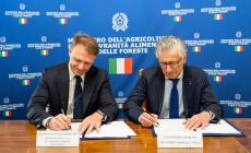 Cr&eacute;dit Agricole, intesa con il ministero dell'Agricoltura: 3 miliardi per il settore agroalimentare 