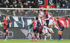 Il Genoa rimonta lo svantaggio: 1-1 a Cagliari - La classifica