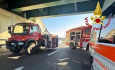  Bus con 44 bambini tampona un Tir, gravissimo l'autista