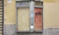 I cinema Ducale e Ariston "rinascono" con le vetrinette in via Farini