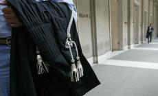 "Paga o dico che mi hai molestata", lei lo ricatta dopo la relazione estiva in Versilia: condannata
