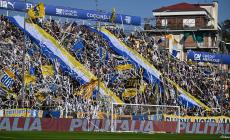 Lancio di rotoli di carta: nessuna chiusura della Curva, per il Parma ammenda di 15mila euro