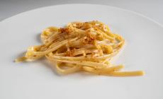 Linguine al bronzo Barilla, burro, pepe e trota: la ricetta 